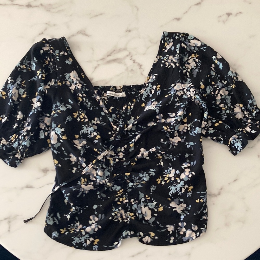 Abercrombie and Fitch Size Small Top